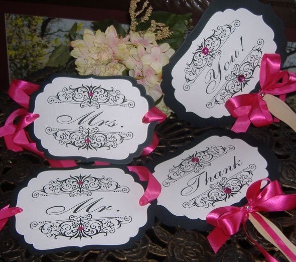 accessoire deco mariage rose et noir, affichette pour invite mariage, afichette noire et rose thank you,